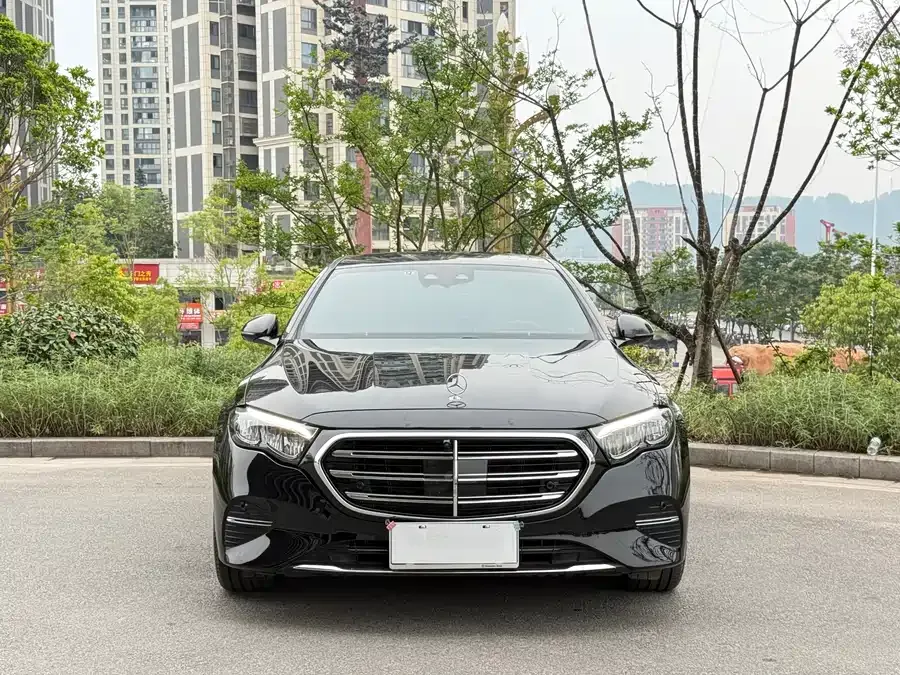 Mercedes-Benz E-Class 2025