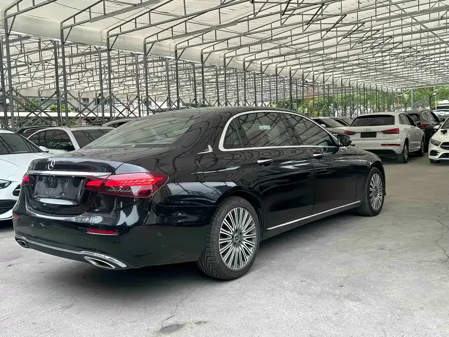 Mercedes-Benz E-Class Mercedes-Benz E-Class 2022 E 300 L Fashion Edition 2022 — миниатюра 3
