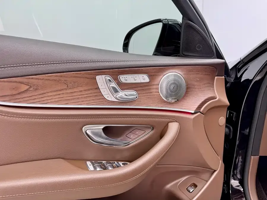 Mercedes-Benz E-Class Mercedes-Benz E-Class 2022 E 300 L Luxury Edition 2022 — миниатюра 3