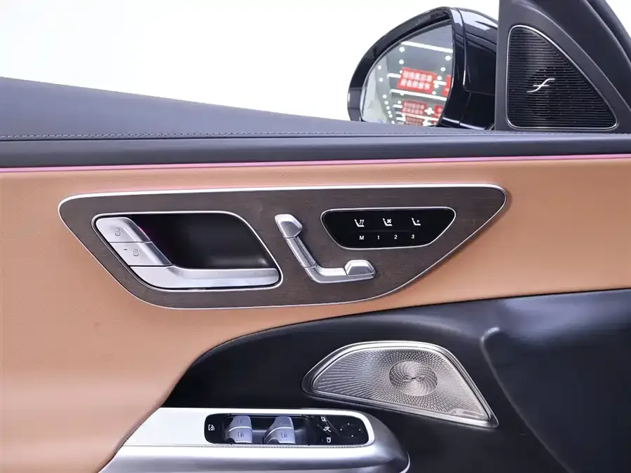 Mercedes-Benz E-Class Mercedes-Benz E-Class 2024 E 300 L Luxury Edition 2024 — миниатюра 5