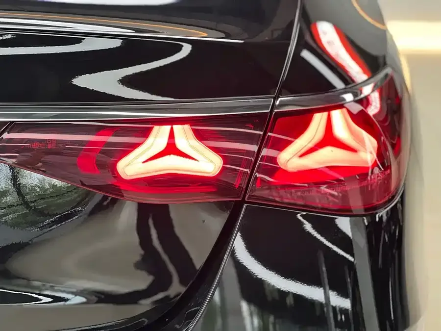 Mercedes-Benz E-Class Mercedes-Benz E-Class 2024 E 300 L Luxury Edition 2024 — миниатюра 5