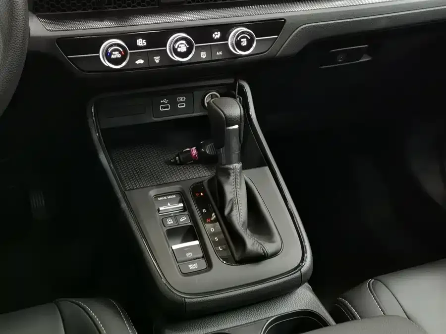 Honda Breeze Haoying 2023 240TURBO 2WD Elite Edition 5 Seaters 2023 — миниатюра 4