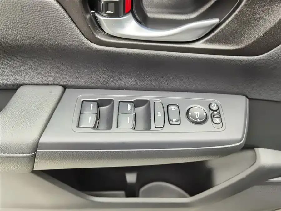 Honda Breeze Haoying 2023 240TURBO 2WD Luxury Edition 5 Seaters 2023 — миниатюра 3