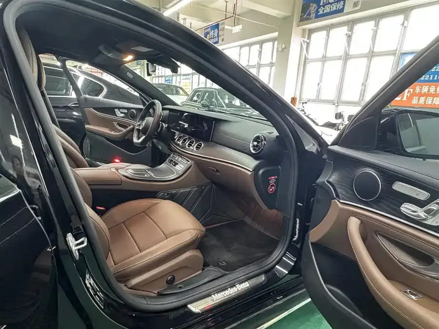 Mercedes-Benz E-Class Mercedes-Benz E-Class 2023 facelift E 300 L Fashion Edition 2024 — миниатюра 2