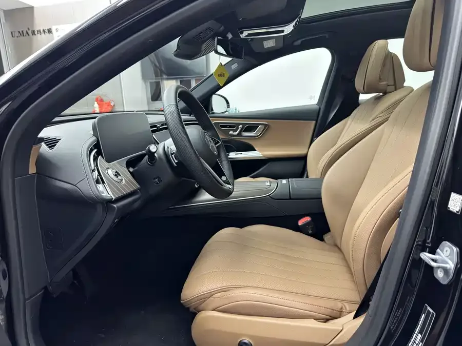 Mercedes-Benz E-Class Mercedes-Benz E-Class 2025 E 300 L Fashion Edition 2025 — миниатюра 3