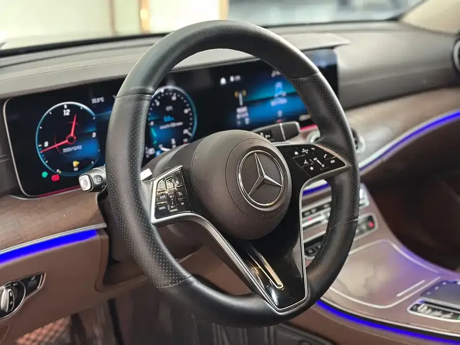 Mercedes-Benz E-Class Mercedes-Benz E-Class 2023 E 300 L Fashion Edition 2023 — миниатюра 3