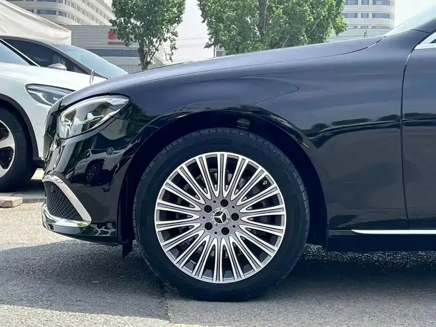 Mercedes-Benz E-Class Mercedes-Benz E-Class 2022 E 300 L Luxury Edition 2022 — миниатюра 2