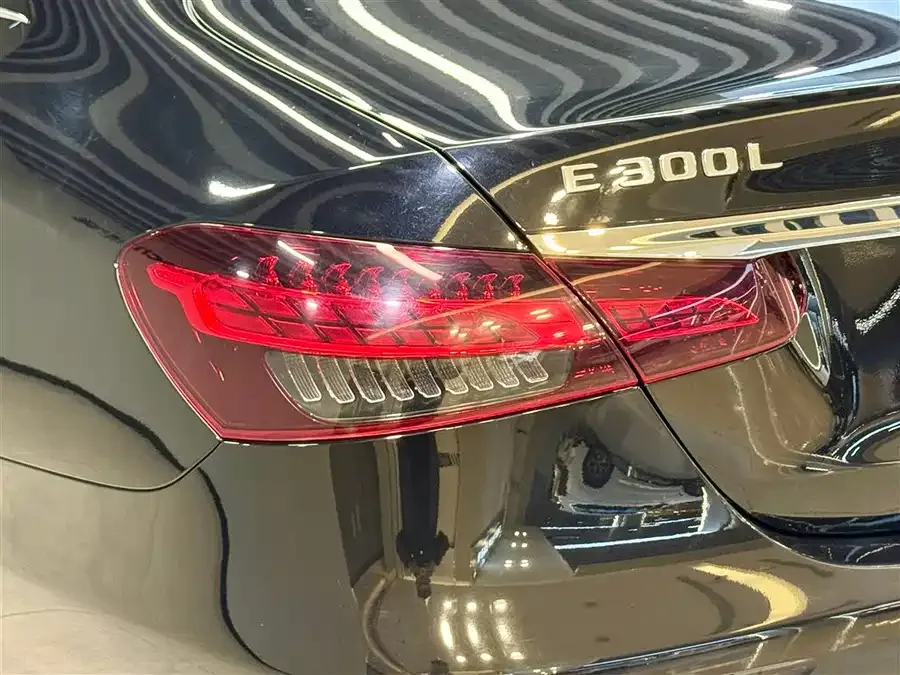 Mercedes-Benz E-Class Mercedes-Benz E-Class 2022 E 300 L Fashion Edition 2022 — миниатюра 3