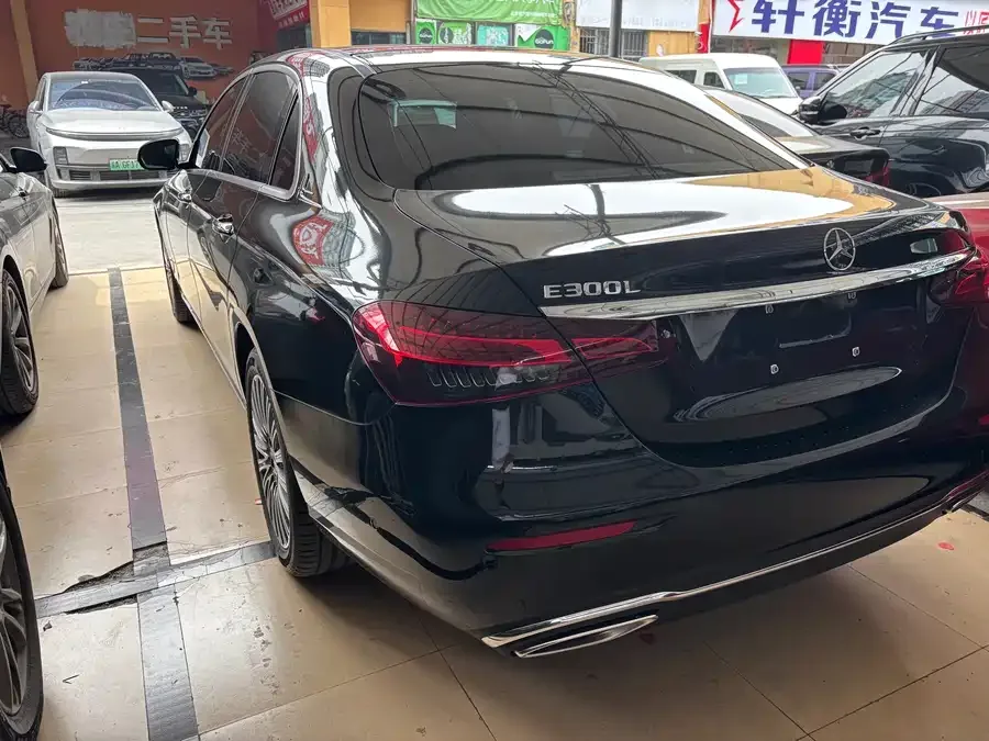 Mercedes-Benz E-Class Mercedes-Benz E-Class 2022 E 300 L Fashion Edition 2022 — миниатюра 3