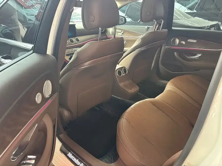 Mercedes-Benz E-Class Mercedes-Benz E-Class 2022 E 300 L Fashion Edition 2022 — миниатюра 4
