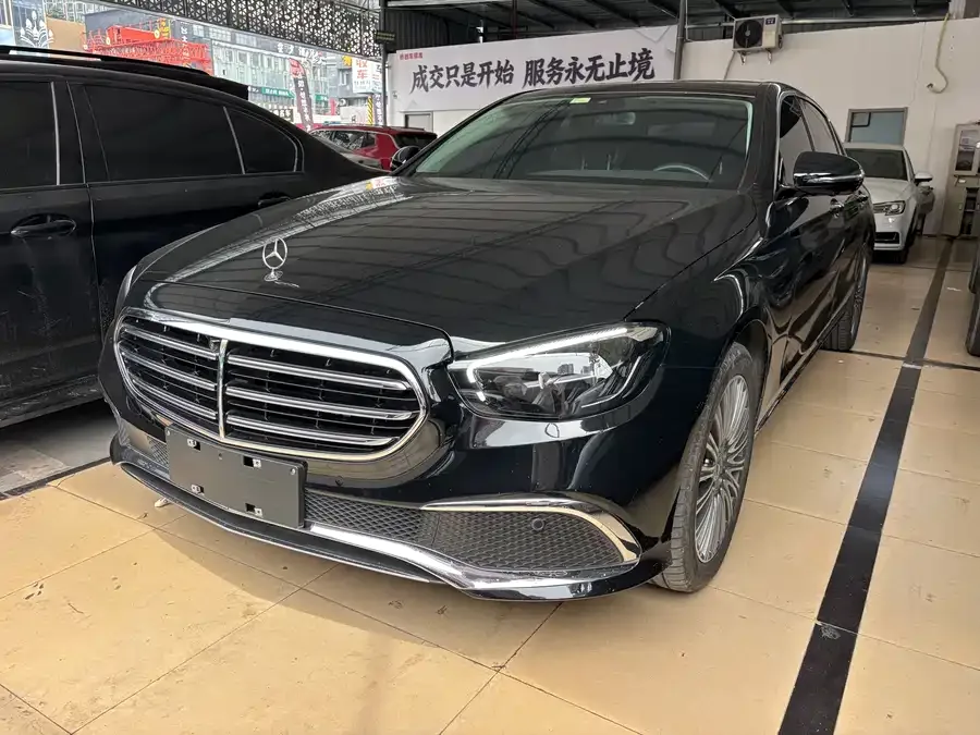 Mercedes-Benz E-Class 2022