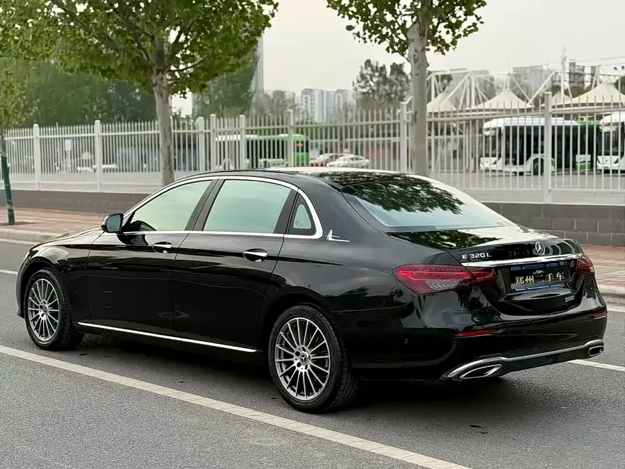 Mercedes-Benz E-Class Mercedes-Benz E-Class 2022 E 260 L 2022 — миниатюра 5
