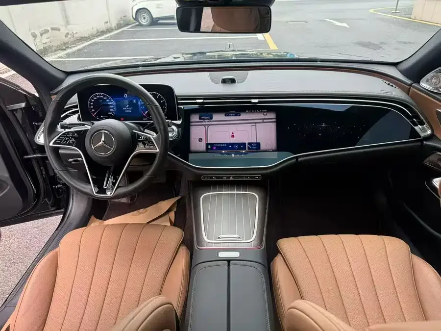 Mercedes-Benz E-Class Mercedes-Benz E-Class 2024 E 300 L Luxury Edition 2024 — миниатюра 4