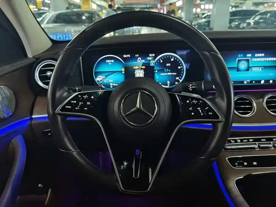 Mercedes-Benz E-Class Mercedes-Benz E-Class 2023 facelift E 300 L Luxury Edition 2023 — миниатюра 3