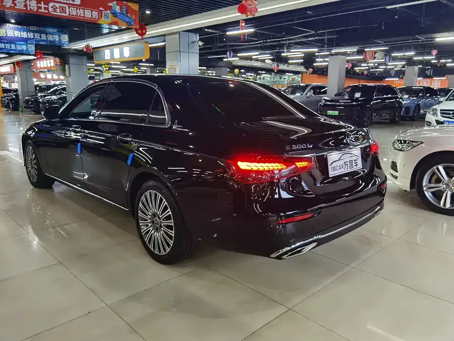 Mercedes-Benz E-Class Mercedes-Benz E-Class 2023 facelift E 300 L Luxury Edition 2023 — миниатюра 4