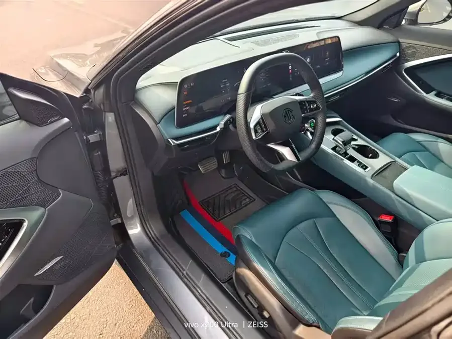 MG 7 MG7 2023 2.0T Automatic Beauty Hunter Luxury Edition 2023 — миниатюра 2