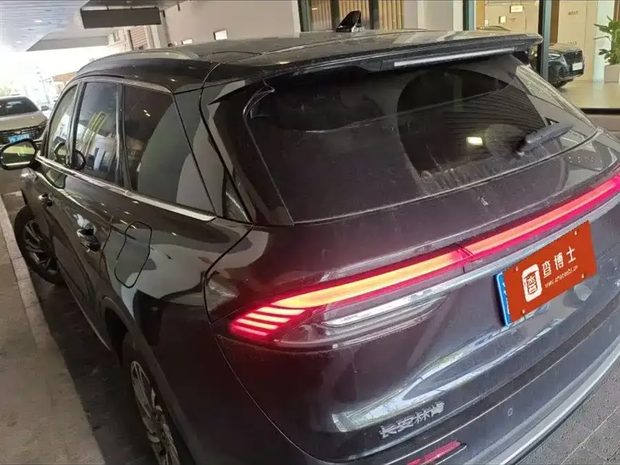 Lincoln Adventurer 2025