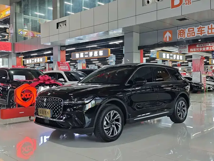 Lincoln Adventurer 2024