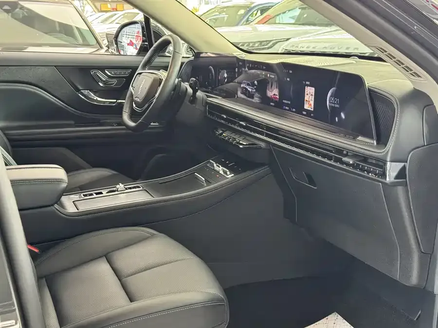 Lincoln Adventurer Adventurer 2023 2.0T 2WD Premium Edition 2024 — миниатюра 3