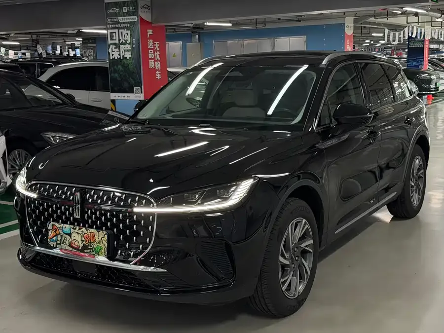 Lincoln Adventurer 2025