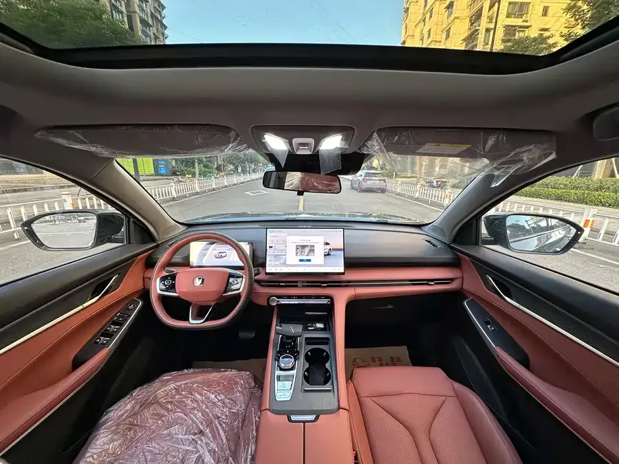 Changan CS75PLUS Changan CS75PLUS 2026 Smart Champion Edition 1.5T New Blue Whale Intelligent Navigation Model 2026 — миниатюра 2