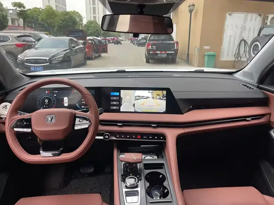 Changan CS75PLUS Changan CS75PLUS 2023 third-generation 1.5T automatic premium model 2023 — миниатюра 5