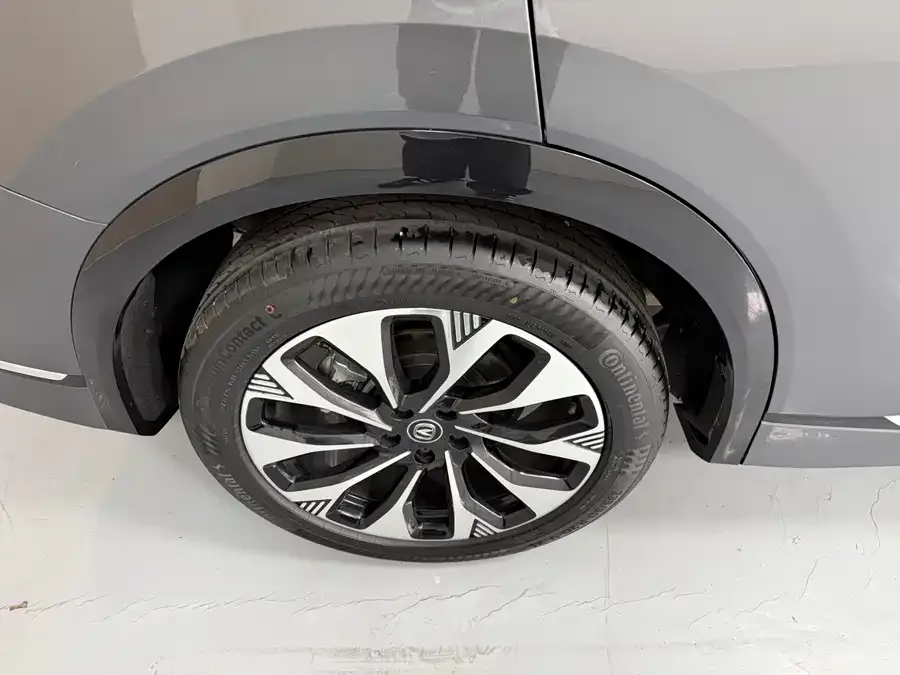 Changan CS75PLUS Changan CS75PLUS 2025 fourth-generation UItra 2.0T New Blue Whale Smart Power Edition 2025 — миниатюра 5