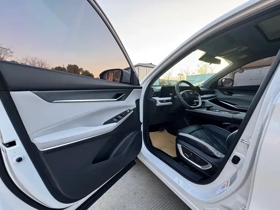 Changan CS75PLUS Changan CS75PLUS 2023 third-generation 1.5T automatic pilot model 2023 — миниатюра 4
