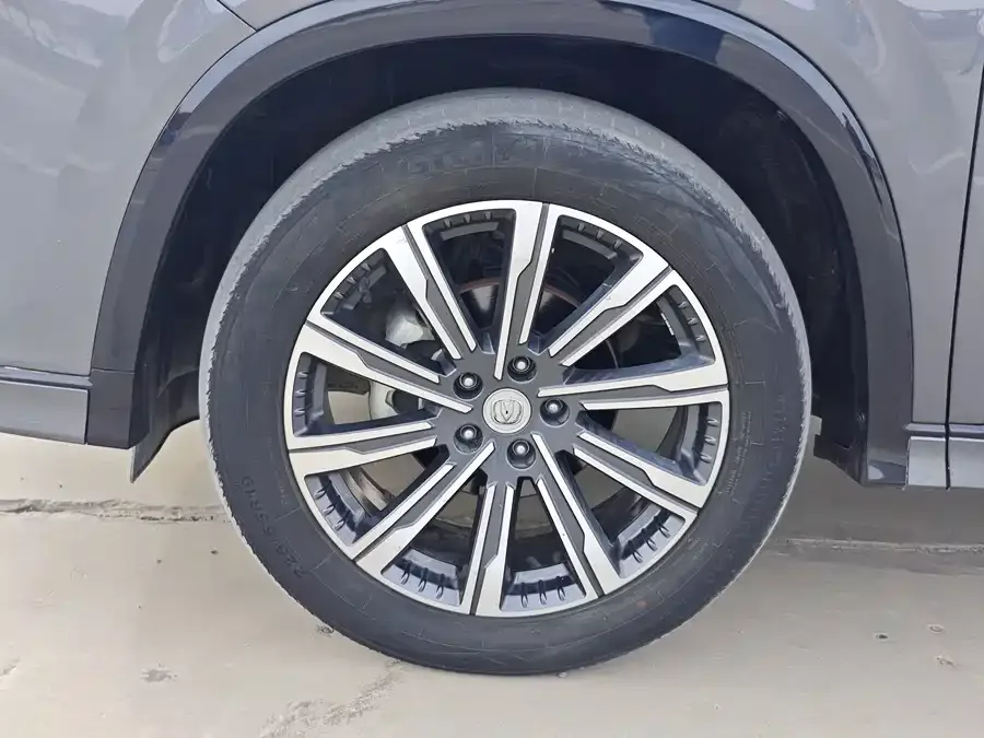 Changan CS75PLUS Changan CS75PLUS 2023 third-generation 1.5T automatic premium model 2023 — миниатюра 4