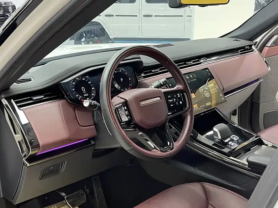 Land Rover Range Rover Sport Range Rover Sport 2024 400PS Dynamic SE 2024 — миниатюра 4