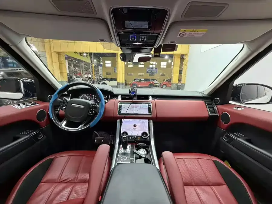 Land Rover Range Rover Sport Range Rover Sport 2022 3.0 L6 Black Edition 2022 — миниатюра 2