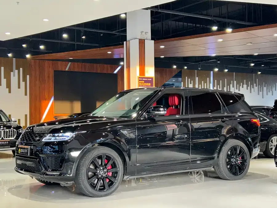 Land Rover Range Rover Sport Range Rover Sport 2022 3.0L6 HST 2022 — миниатюра 2