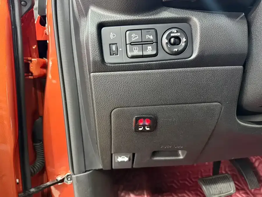 Kia KX1 Yipao 2021 1.4L CVT fun sunroof model 2023 — миниатюра 3