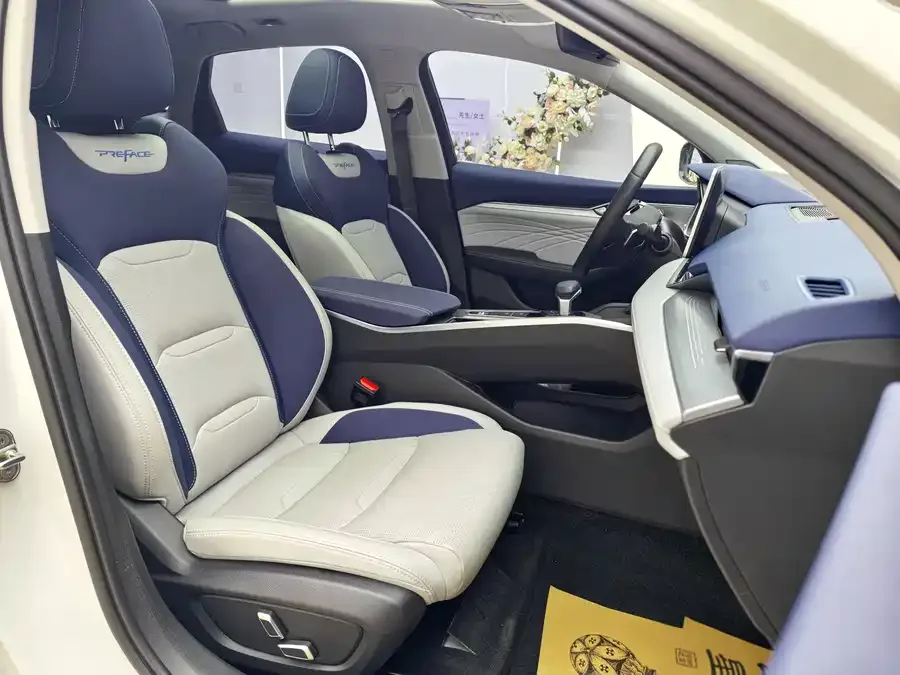 Geely Xingrui Xingrui 2021 2.0TD Premium Edition 2022 — миниатюра 3