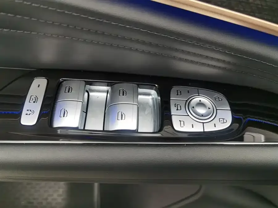 Chery Tiggo 9 Tiggo 9 2023 2.0T Dual Clutch 2WD Luxury Edition 5 Seaters 2023 — миниатюра 3