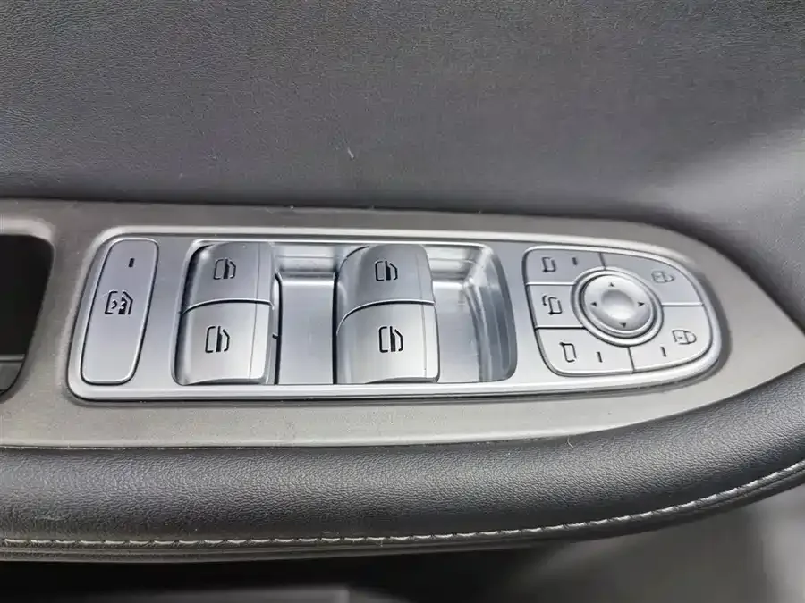Chery Tiggo 8 Pro Tiggo 8 PRO 2025 290T 2WD Luxury Edition 2025 — миниатюра 3