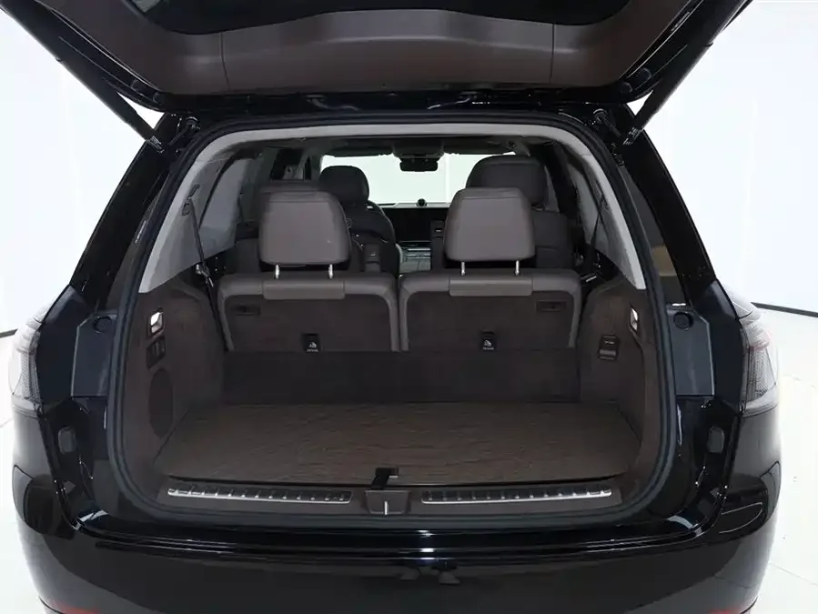 AITO M9 Wenjie M9 2025 Extended Range Max Edition 52kWh 6-Seater (192-line LiDAR) 2025 — миниатюра 4