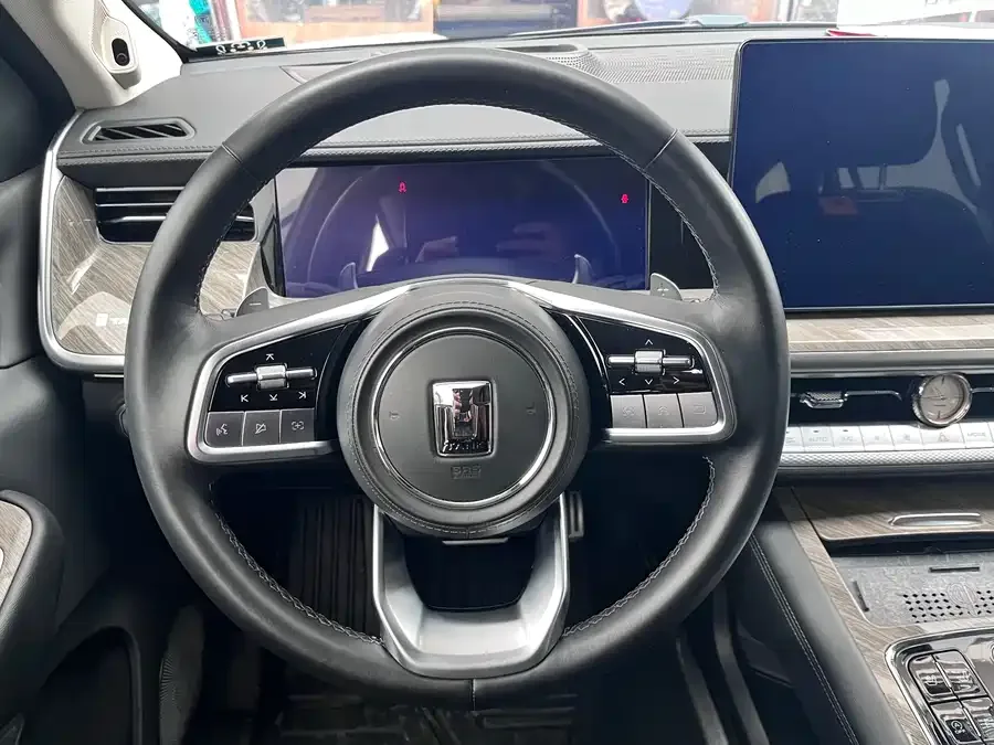 Tank 500 Tank 500 2022 3.0T Sports Edition 5-seater 2022 — миниатюра 3