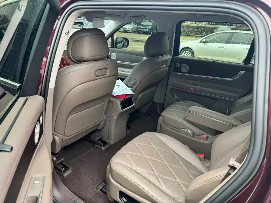 AITO M9 Wenjie M9 2025 Extended Range Max Edition 52kWh 6-Seater (896-line LiDAR) 2025 — миниатюра 5