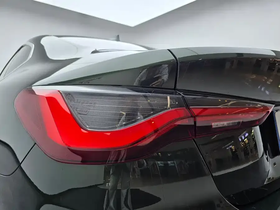 BMW 4 Series BMW 4 Series 2022 425i M Sport Package 2023 — миниатюра 3