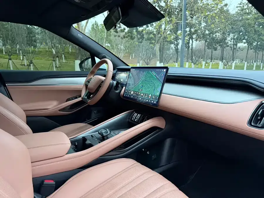 BYD Song L EV Song L EV 2025 662KM Beyond Edition 2024 — миниатюра 5