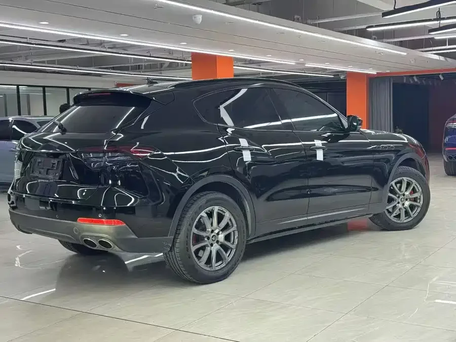 Maserati Levante Levante 2021 3.0T Standard Edition 2022 — миниатюра 5
