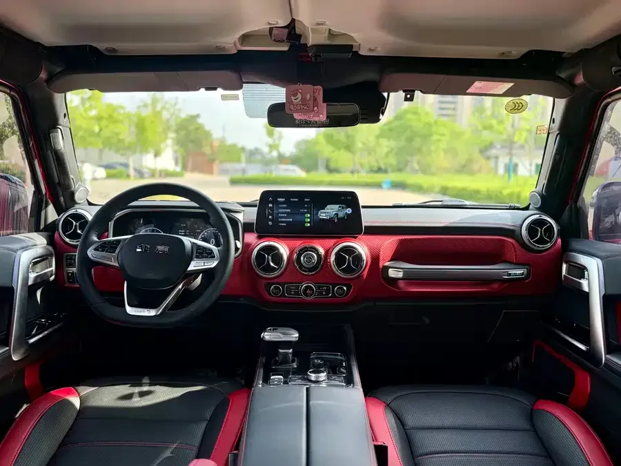 BAIC BJ40 Beijing Off-road BJ40 2023 2.0T Automatic 4WD City Hunter Edition Knight Edition 2022 — миниатюра 5