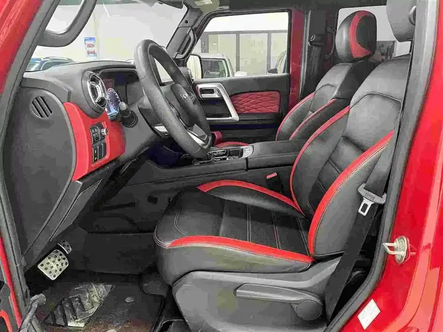 BAIC BJ40 Beijing Off-road BJ40 2022 2.0T Automatic 4WD Business Edition 2022 — миниатюра 5