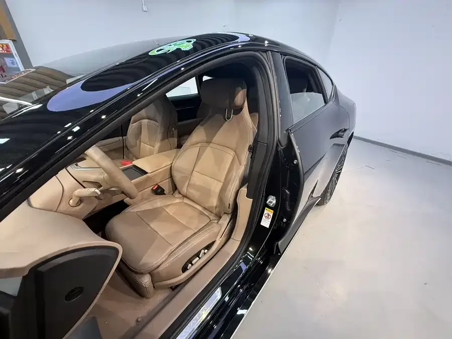 Avatr 12 Avita 12 2026 Ultra All-Electric 4WD 2025 — миниатюра 3