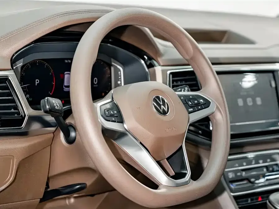 Volkswagen Viloran Weiran 2020 330TSI Business Edition 2022 — миниатюра 3