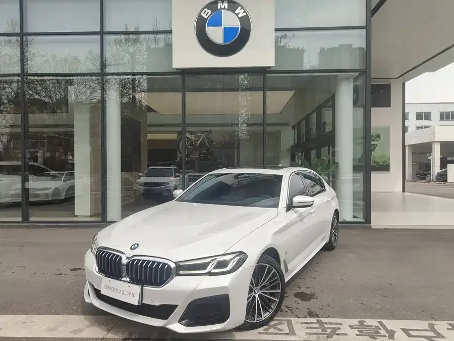 BMW 5 Series 2024