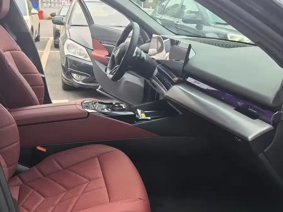BMW 5 Series BMW 5 Series 2025 525Li M Sport Package 2026 — миниатюра 5