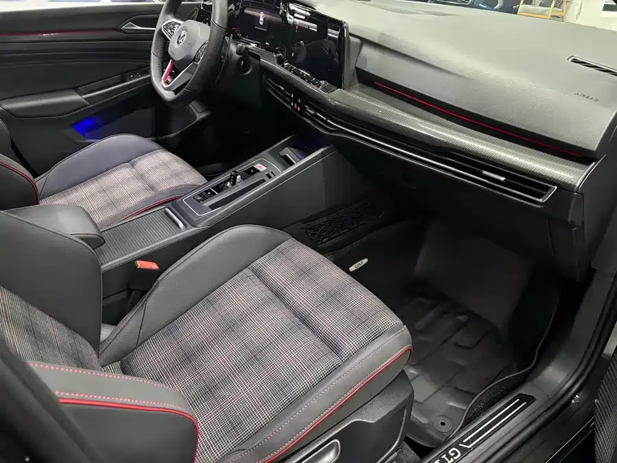 Volkswagen GOLF GTI Golf GTI 2023 380TSI DSG GTI 2023 — миниатюра 4
