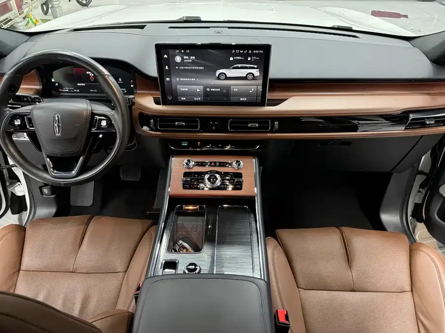 Lincoln Aviator Aviator 2021 3.0T V6 four-wheel drive executive version 2022 — миниатюра 4